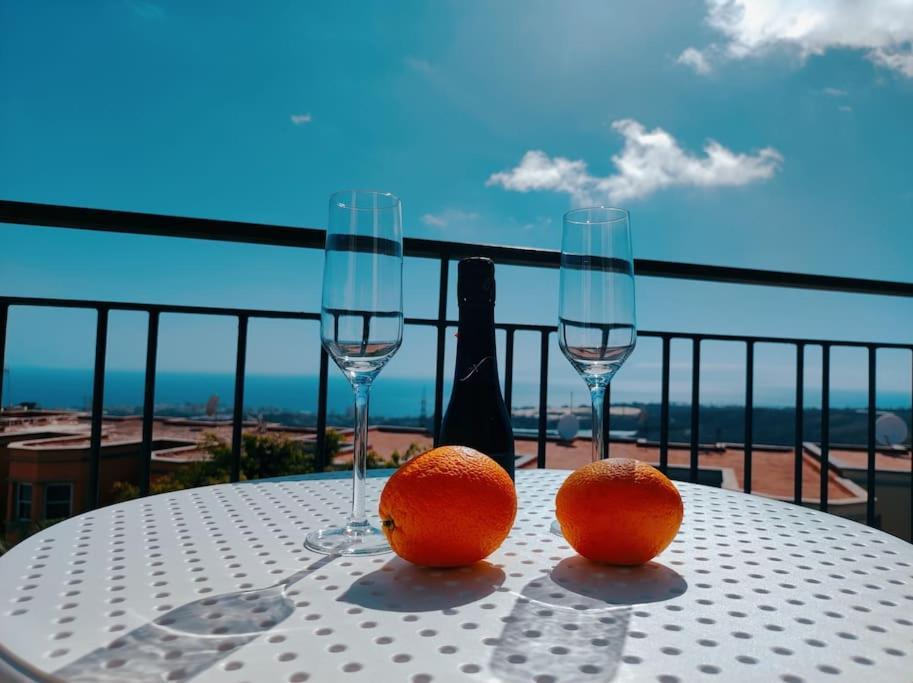 Private Pool 'Villa Vibe Tenerife' Sunset & Ocean View Chayofa Buitenkant foto